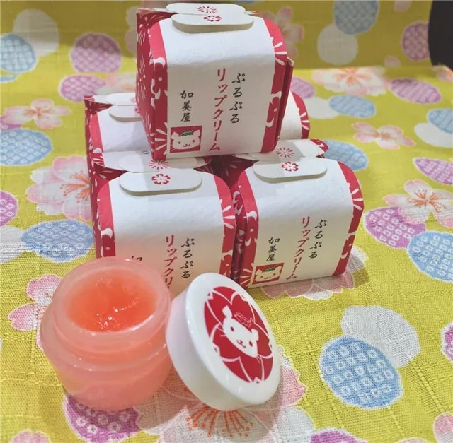 在这个寒冷干燥的冬天唇膏应该怎么选？