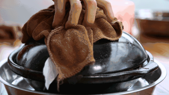 开家煲仔饭馆需要多少钱，现在煲仔饭的生意好做吗？—转门面网