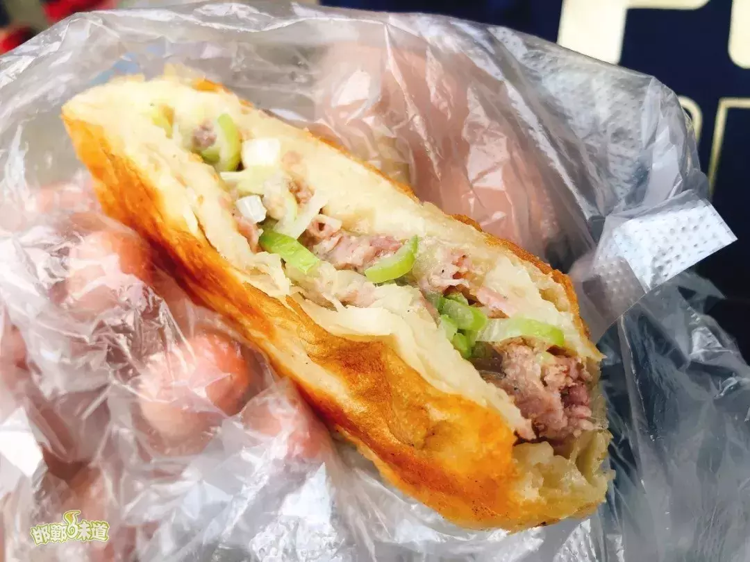 惊艳了！第一次在邯郸吃天津鼓楼二姑包子，难怪火了这么久！