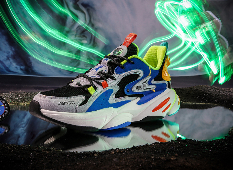 国货再崛起，鸿星尔克也卖断货？最值得买的3款跑鞋，平价又好穿