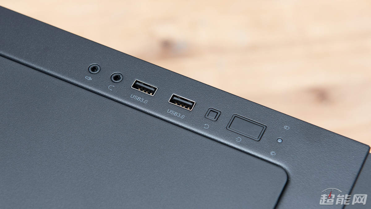 先马黑洞X机箱评测：安静又好用的高性价比之选