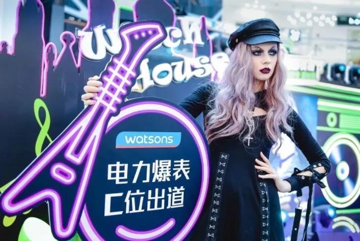 如何使用直播声卡的电音功能