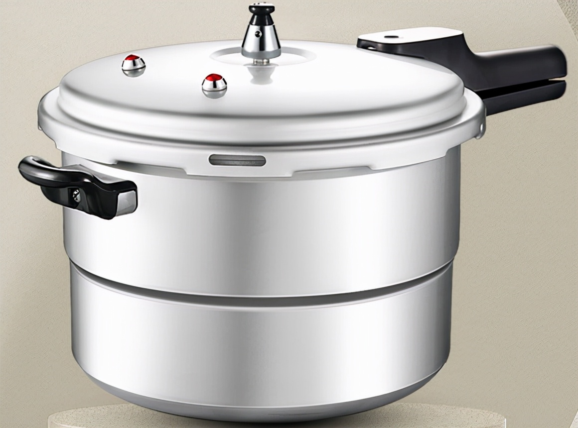 传统高压锅再战江湖，8重防爆装置，80KPa高压让烹饪安全又美味