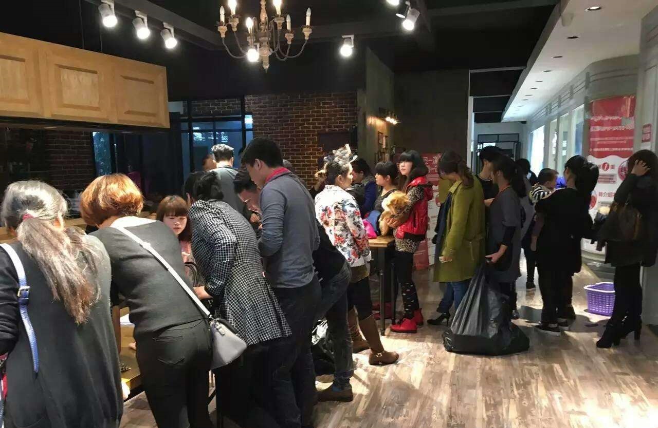 两个动作让四川火锅店起死回生，引流上千人，月销售额高达15万