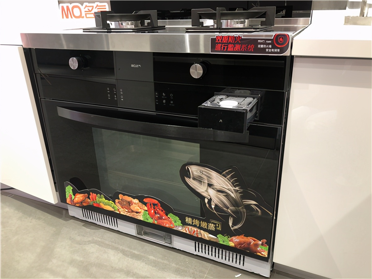 名气集成灶FT12A测评：以一敌八，做厨房中的猛将