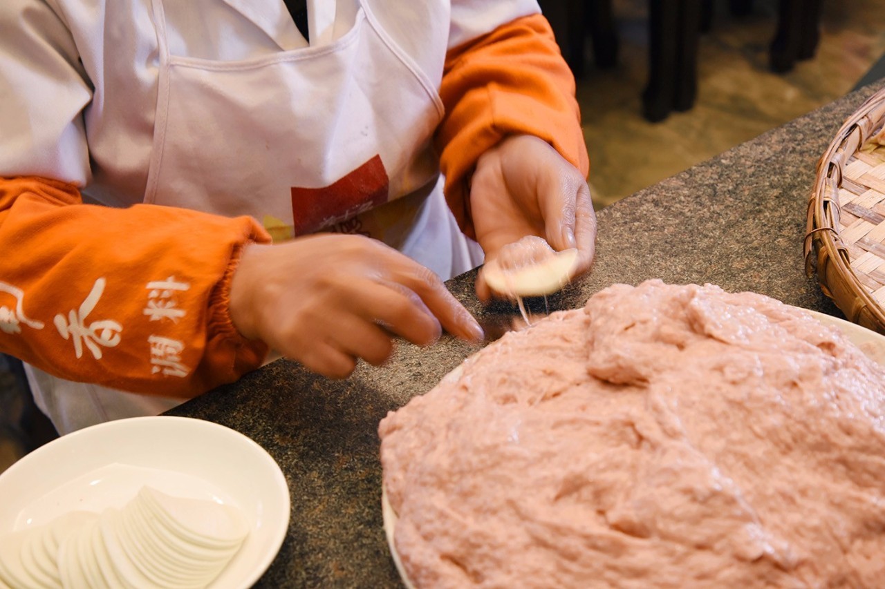 成都人爱吃的春阳水饺，竟还有一段坚守了30年的故事