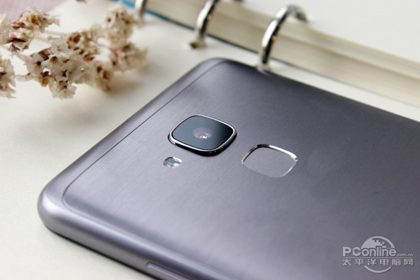 荣耀畅玩5C评测:看千元机还有什么“芯”玩法！