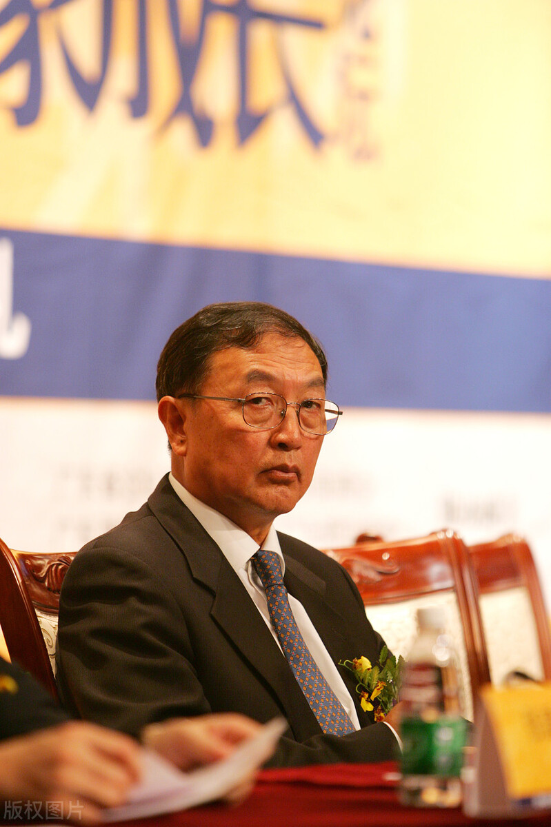 联想正在饱尝不懂定位的苦果