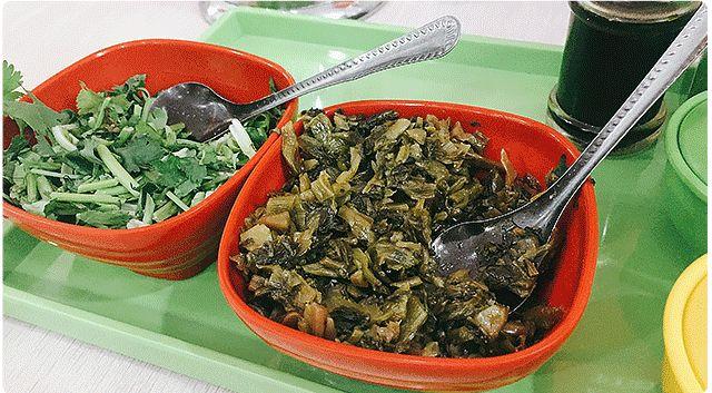 去了这家口碑很不错的土鸡米线，结果发现它把一家店开垮了