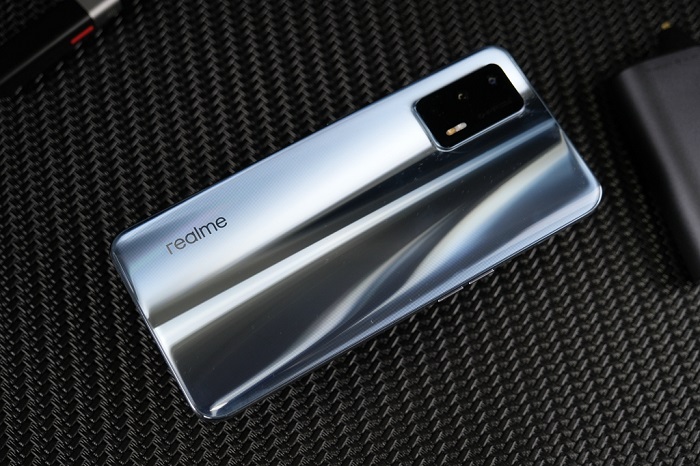 10月旗舰手机性能排行榜：vivo X70 Pro+第五