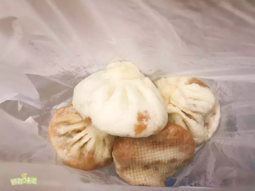 惊艳了！第一次在邯郸吃天津鼓楼二姑包子，难怪火了这么久！