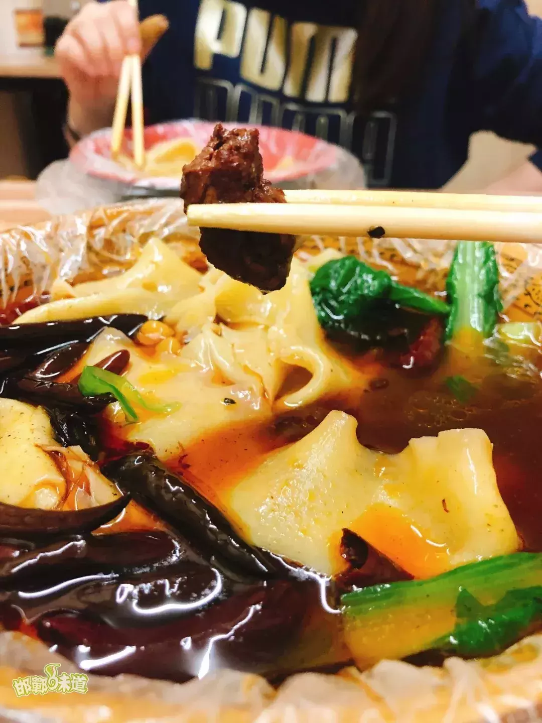 惊艳了！第一次在邯郸吃天津鼓楼二姑包子，难怪火了这么久！