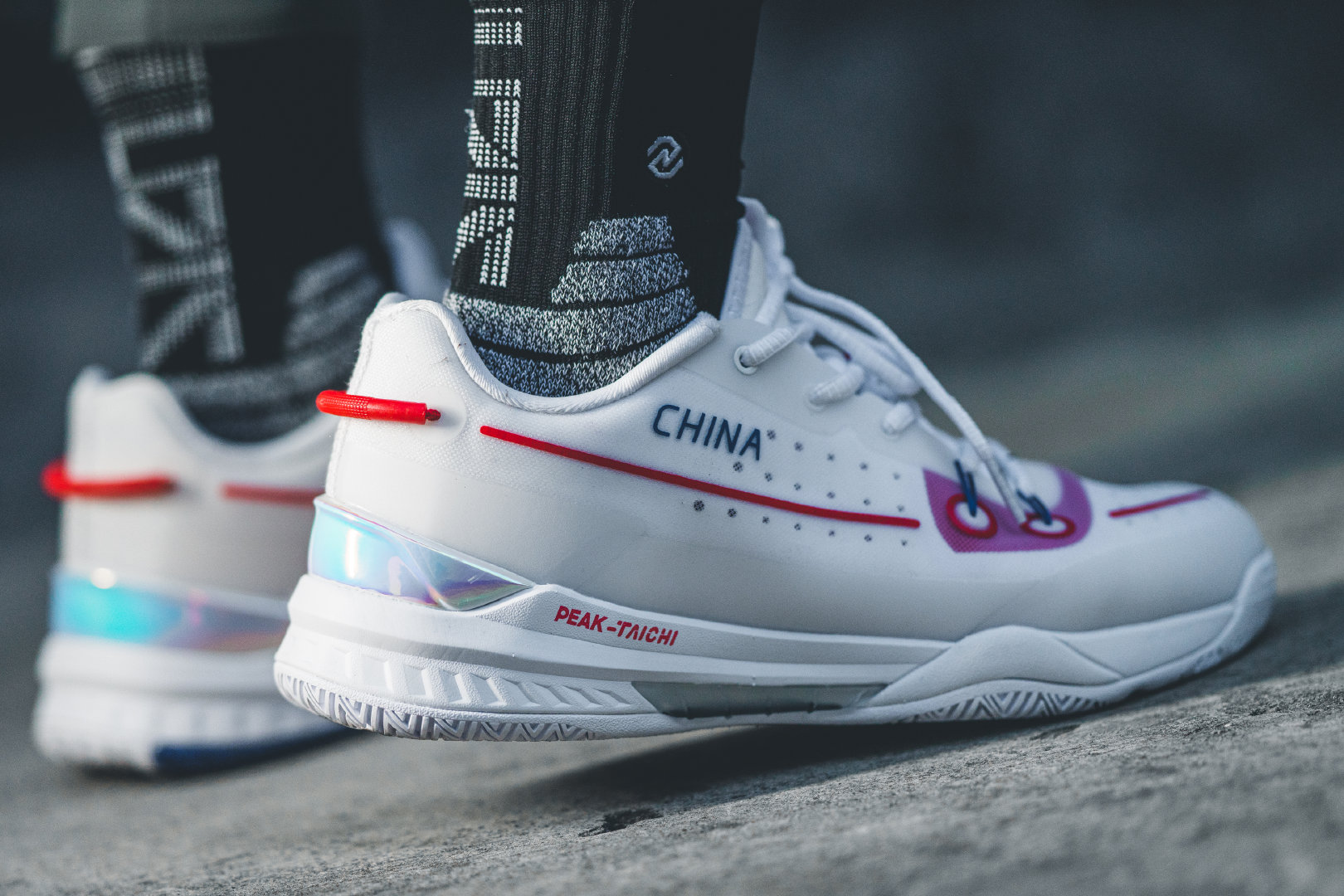 新品！李宁新板鞋好帅，匹克大三角好喜庆，安踏新科技超越李宁？