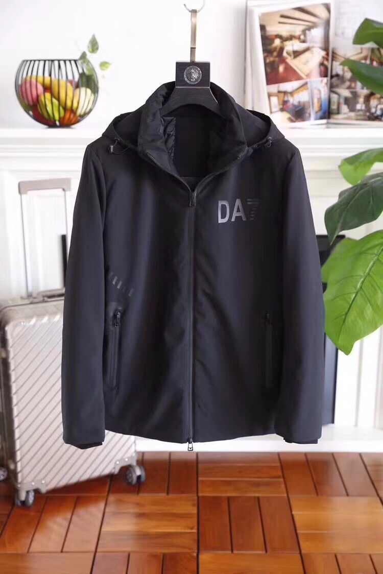 阿玛尼 秋冬新款时尚豪华羽绒服，欧洲米兰精品 御寒神器