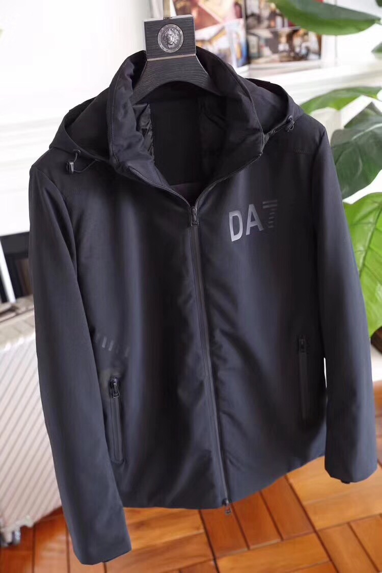 阿玛尼 秋冬新款时尚豪华羽绒服，欧洲米兰精品 御寒神器