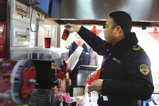 正新鸡排：门店过万，年销售额70亿的“小”品牌 | 缤策