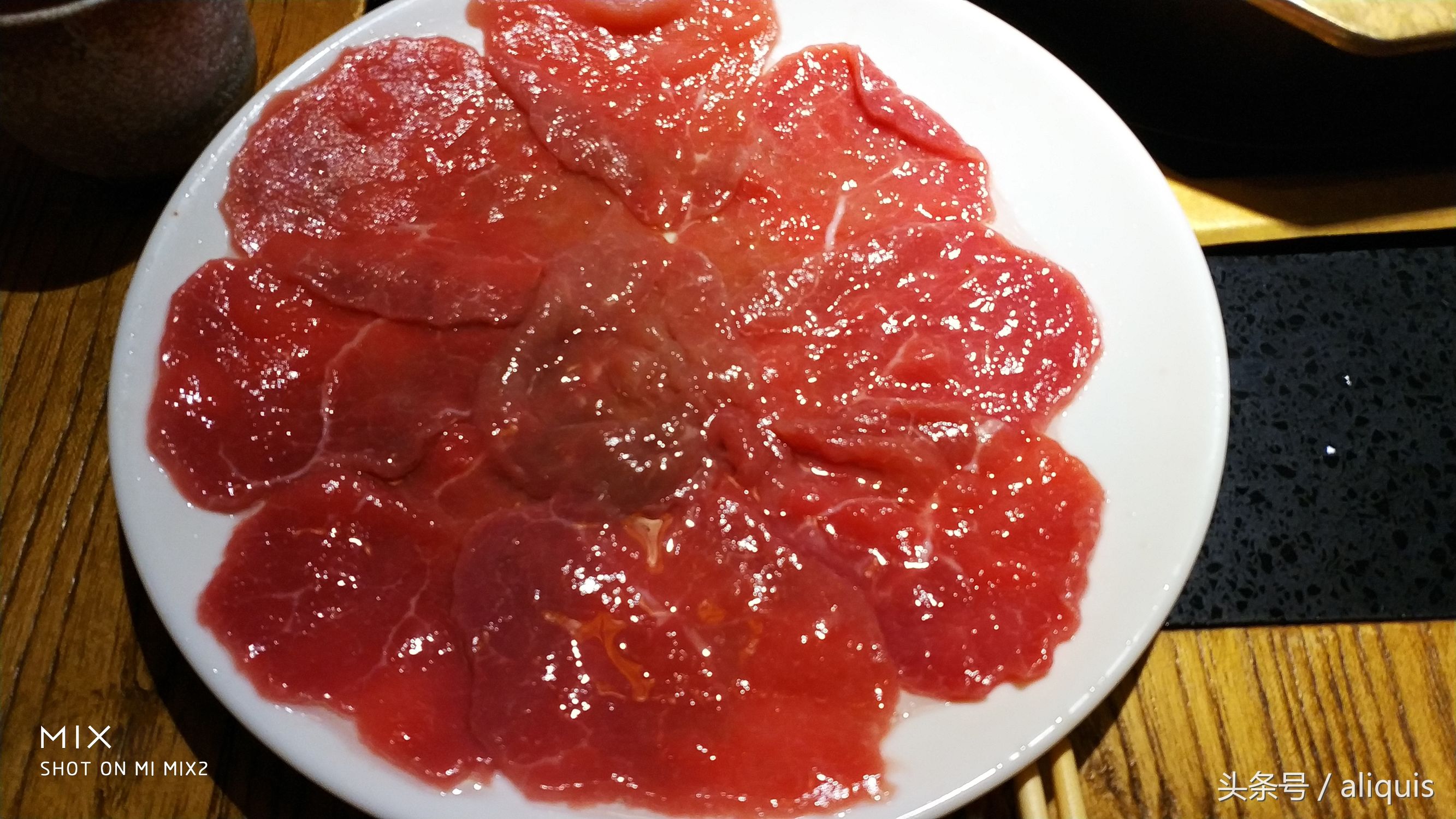 卧底龙岗第一四川火锅店土巴碗，繁华的背后还剩下什么？