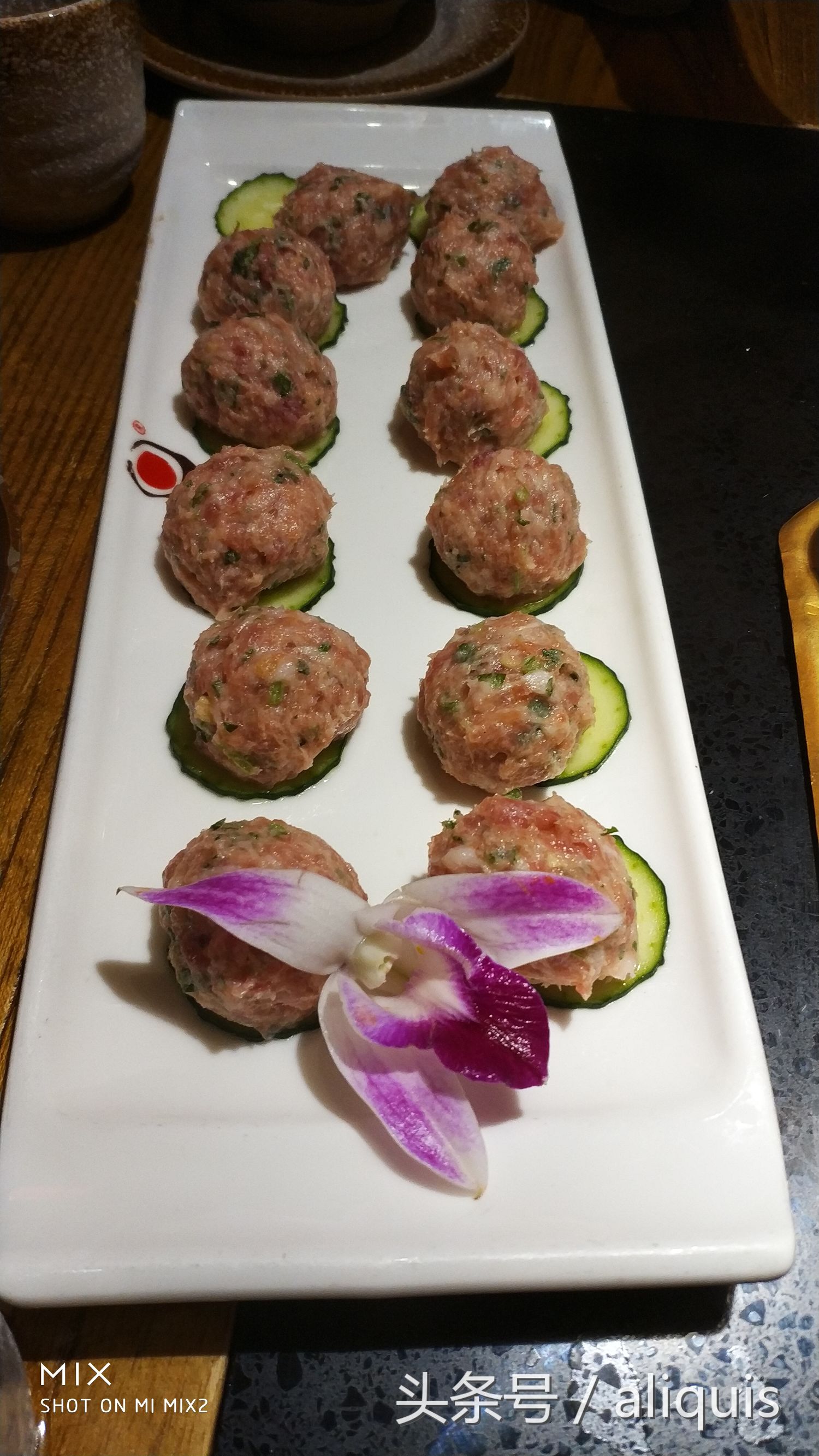 卧底龙岗第一四川火锅店土巴碗，繁华的背后还剩下什么？