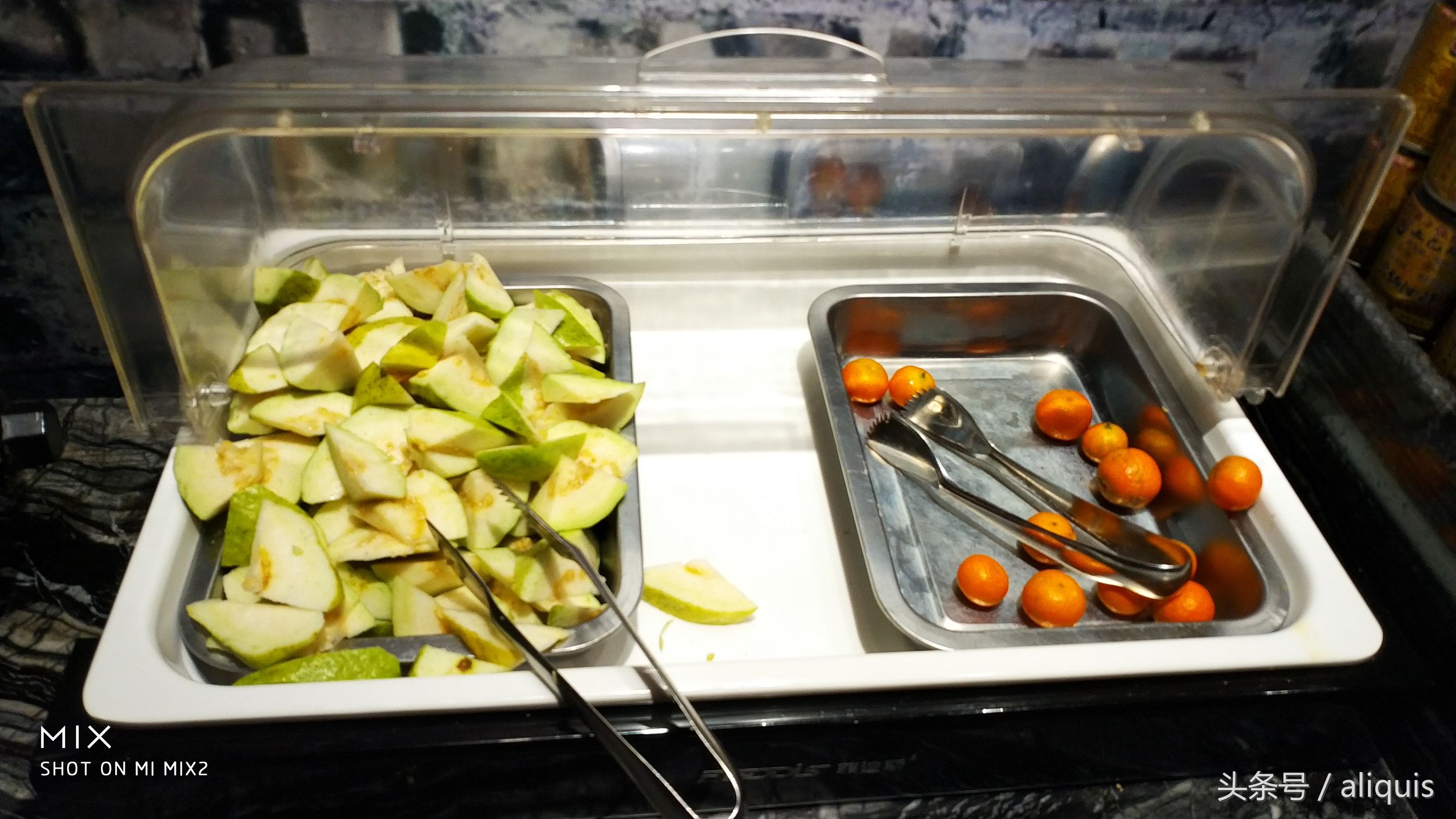 卧底龙岗第一四川火锅店土巴碗，繁华的背后还剩下什么？