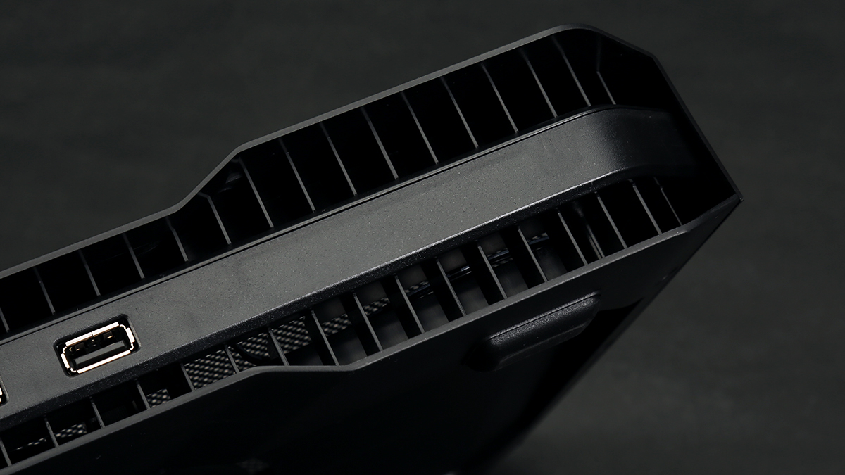 酷冷至尊X150R酷炫版笔记本散热器简评：辅助散热小能手