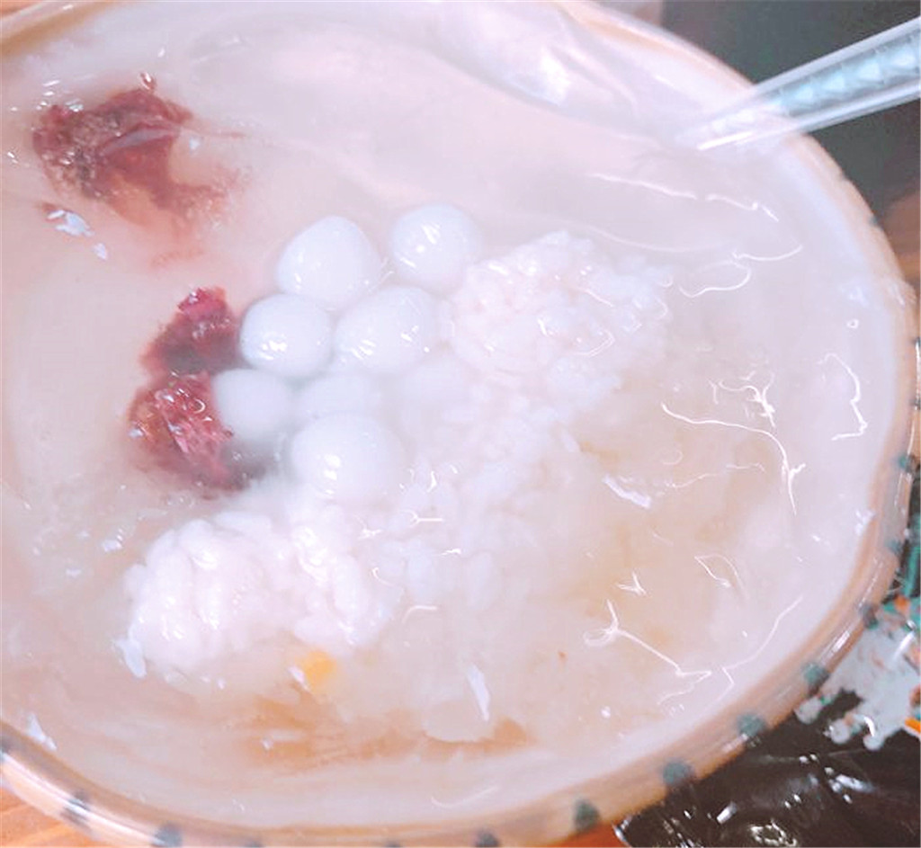 在成都火了10多年的“厕所串串 ”，它的鼻祖，原来在这个巷子里