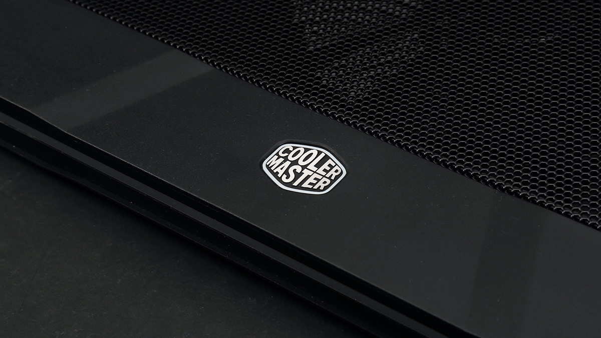 酷冷至尊X150R酷炫版笔记本散热器简评：辅助散热小能手