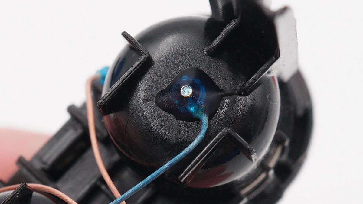 拆解报告：Motorola摩托罗拉 MOTO BUDS 120真无线耳机