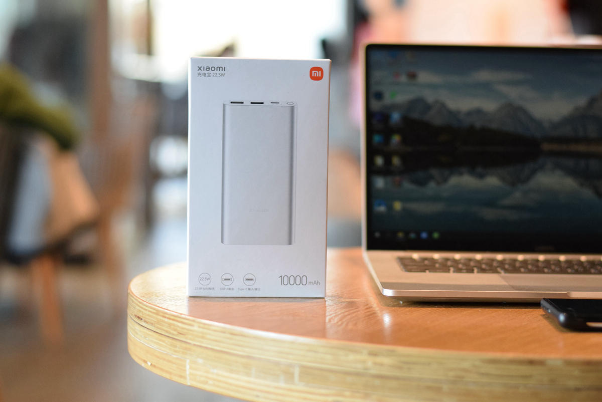 超轻薄+金属机身，小米再次上架新品充电宝，仅79
