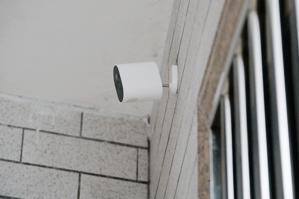 无需布线！小米首款室外无线摄像机全面评测：从未进家门就安防