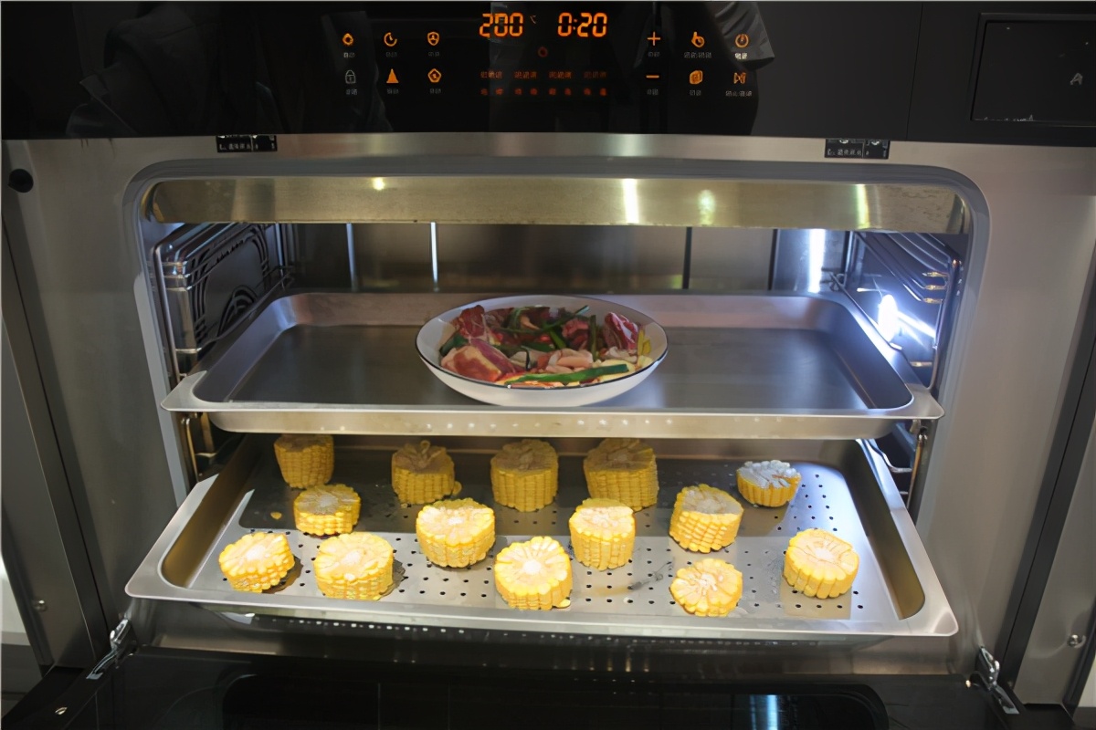 名气集成灶FT12A测评：以一敌八，做厨房中的猛将