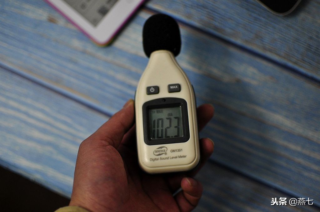 用安卓系统做电子阅读器，你还会拿Kindle盖泡面吗