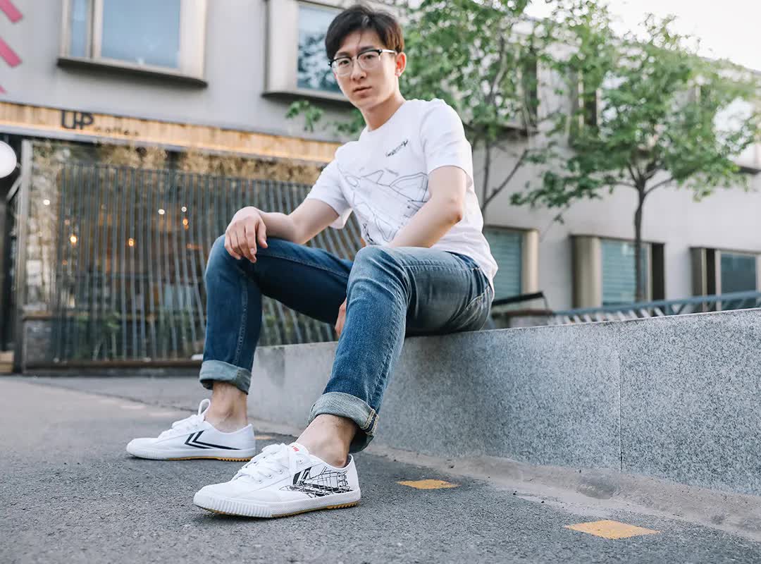 品牌皆可联，万物皆可跨，国货飞跃联名到底有多奇葩？