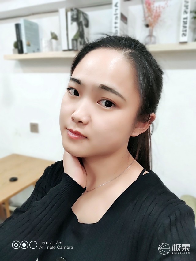 联想Z5s全面屏体验：三摄加持拍照很强，性价比十足！