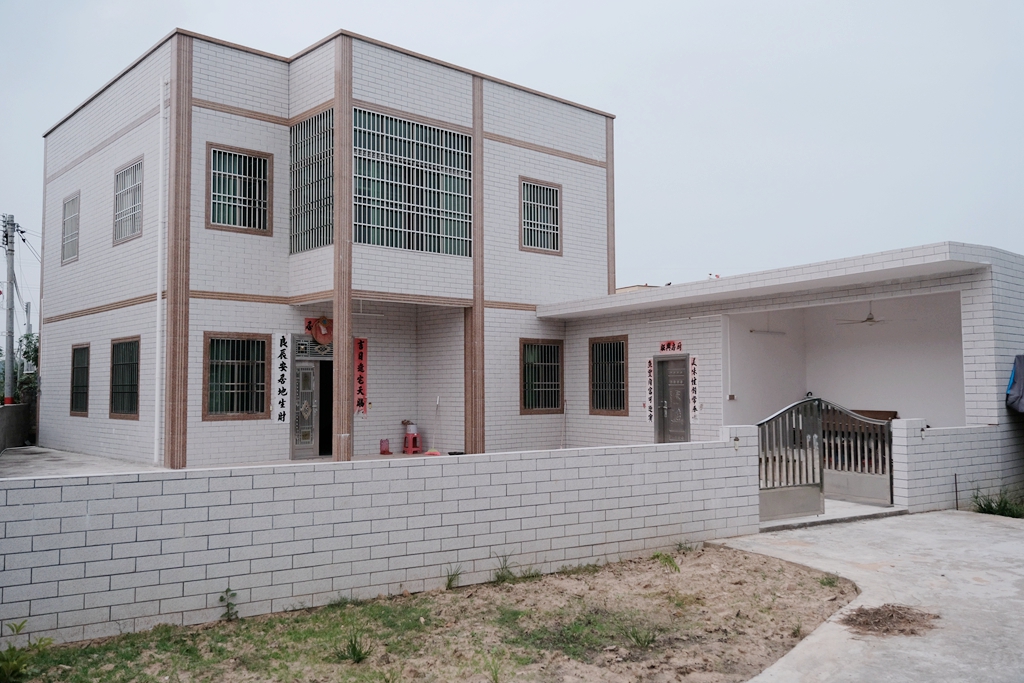 无需布线！小米首款室外无线摄像机全面评测：从未进家门就安防