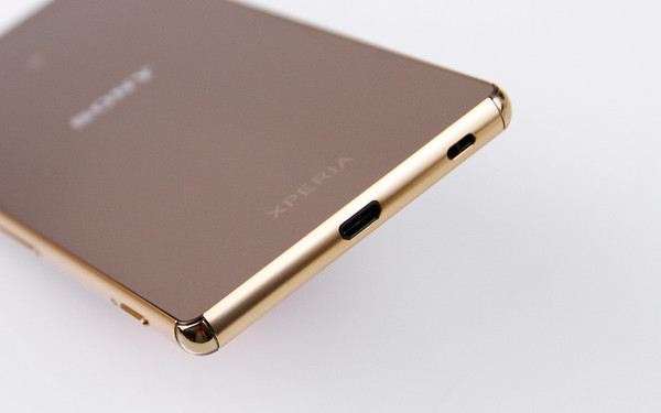 骁龙810防水旗舰 索尼Xperia Z3+评测