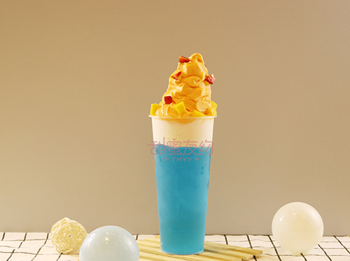 朋友开了这家冰淇淋店，月入这个数