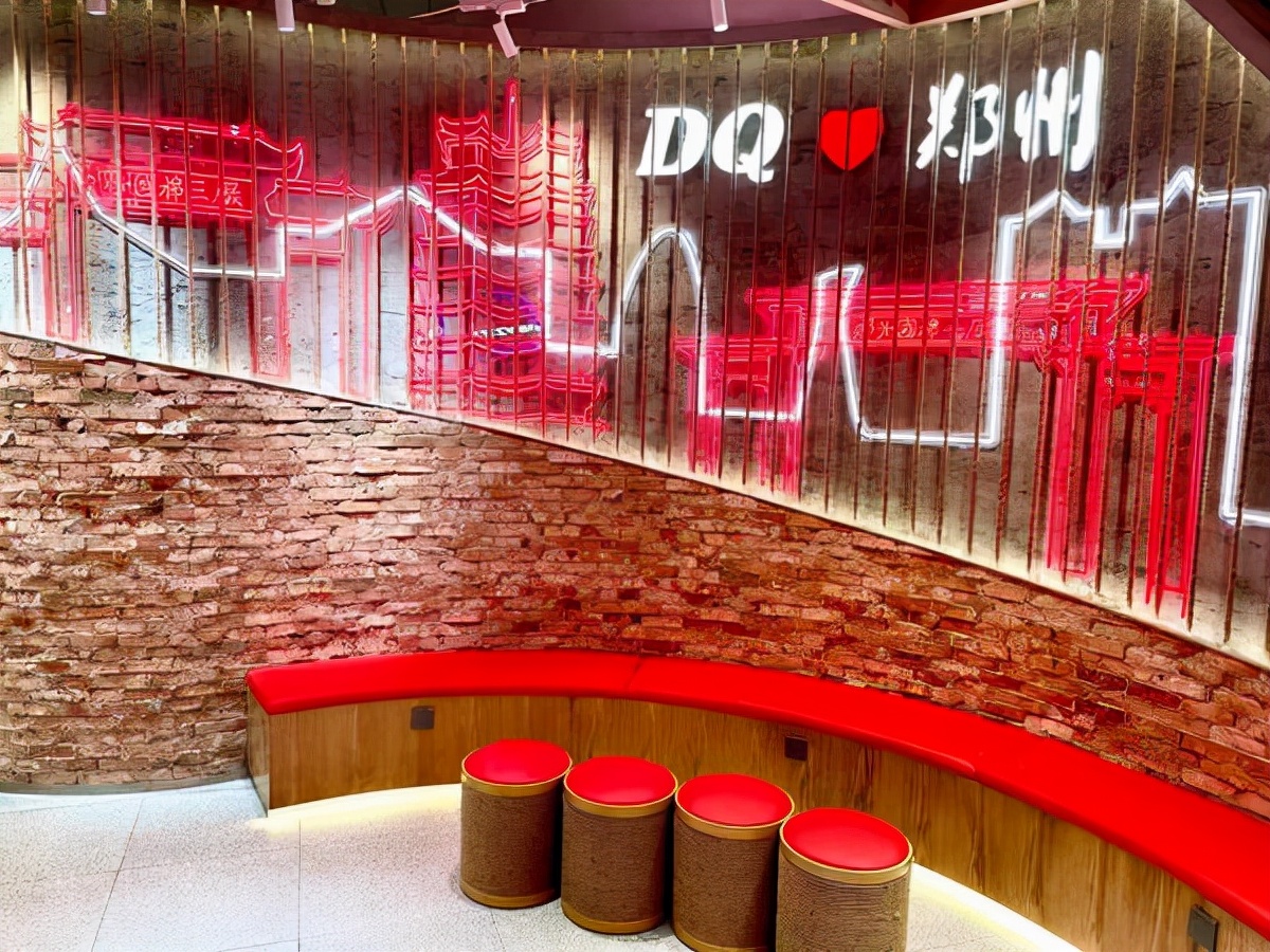 加码街边店，击穿最低价，空间花样翻新…详解郑州冰淇淋生意场中的经营逻辑