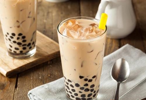 揭秘网红奶茶火爆的背后原因：通过网络营销，精准出击