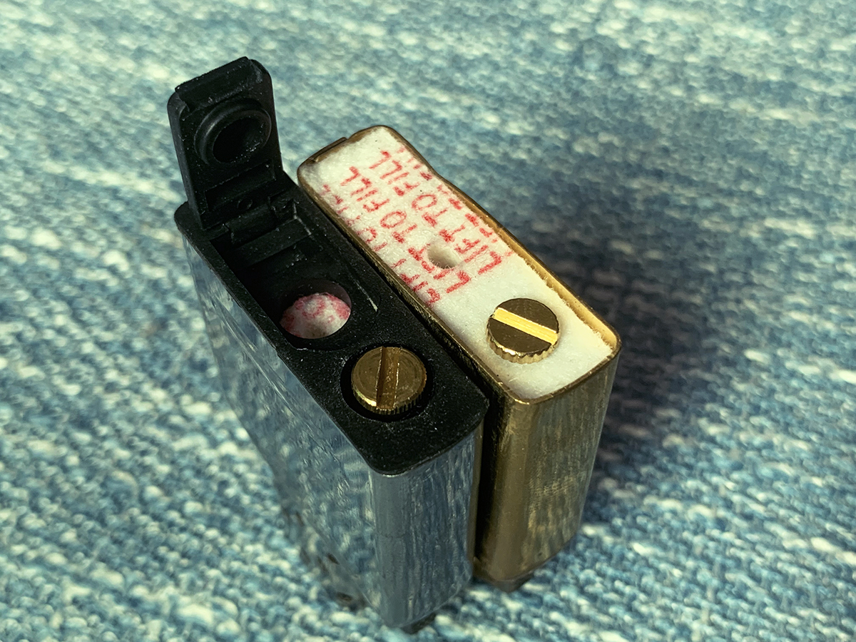 经常用的，必须是最好的——Zippo辨别姿势