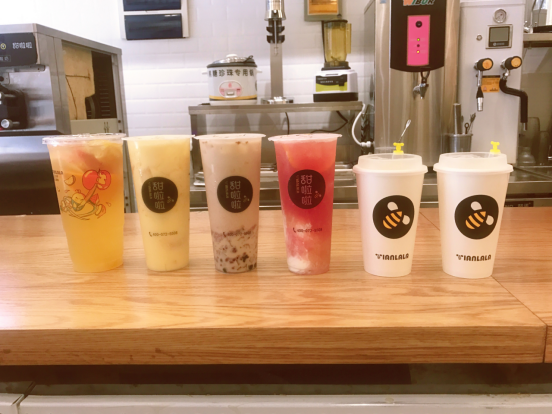 甜啦啦、新时沏打造品牌核心竞争力：从供应链到门店创新营销