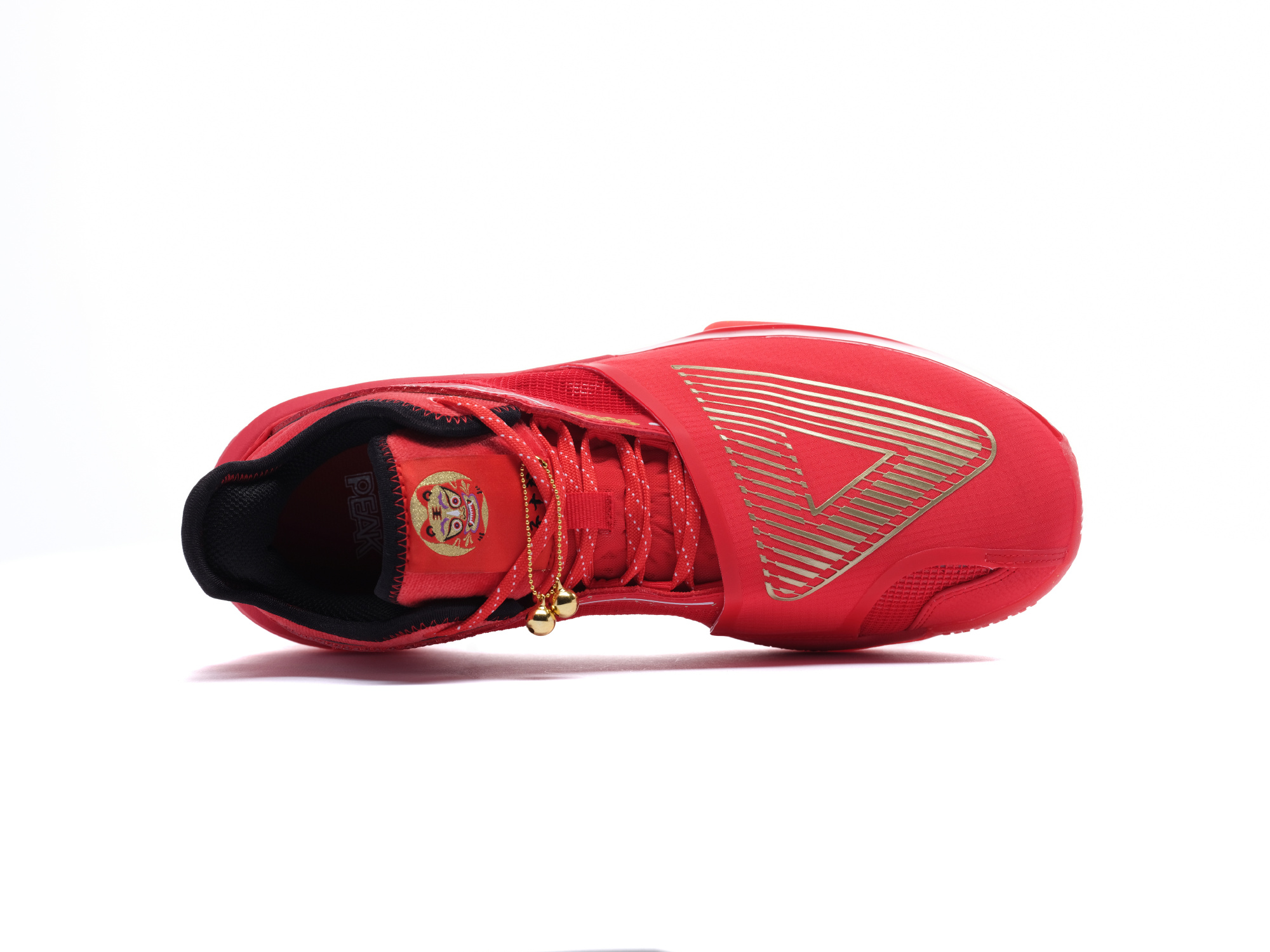 新品！李宁新板鞋好帅，匹克大三角好喜庆，安踏新科技超越李宁？