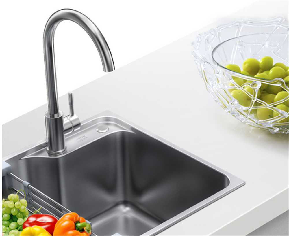厨房水槽挑选有窍门，小户型单槽真的没有疑问