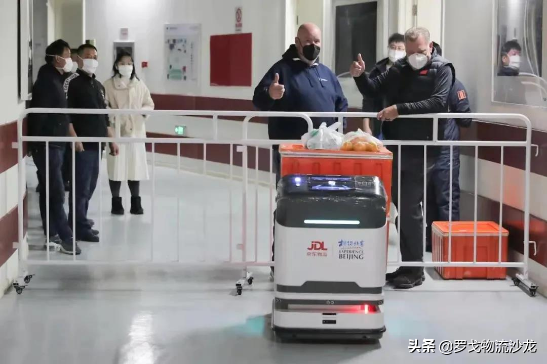 ​一大批冰墩墩到货啦！冬奥物流如何圆梦“一户一墩”？