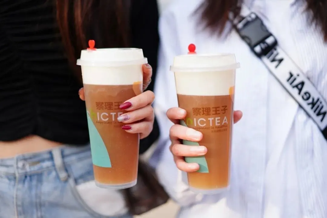 12㎡奶茶店年利润80万 独创泡茶技艺 察理王子如何破解“价格战”