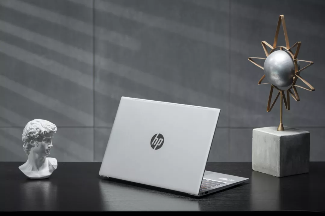 点名率颇高的惠普星14测评：颜值高，使用体验是亮点
