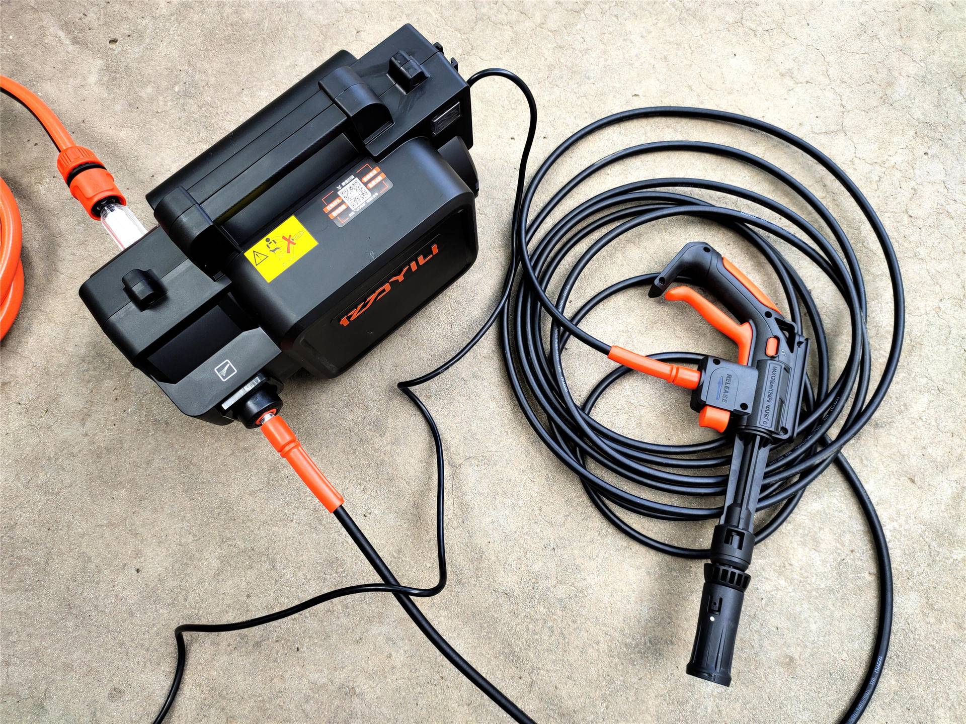 从设计看品质，200斤强劲高压加持，亿力高压洗车机到底值不值？