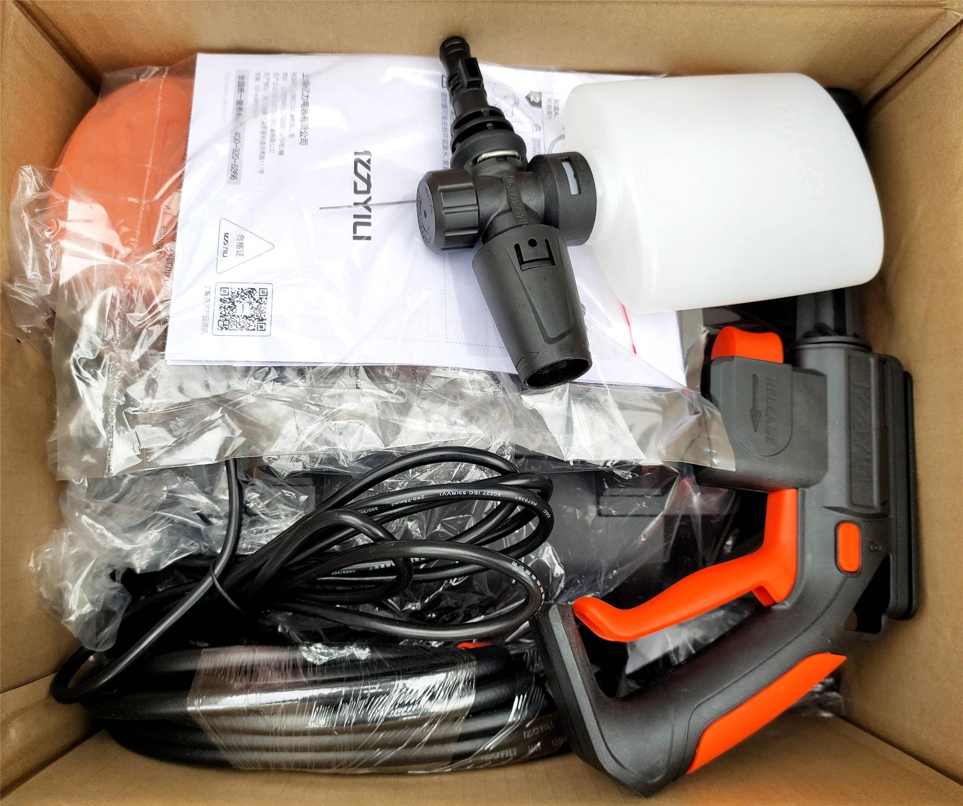 从设计看品质，200斤强劲高压加持，亿力高压洗车机到底值不值？