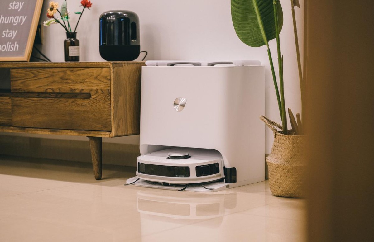 扫拖洗烘，一步到位：美的智能扫拖机器人W11体验