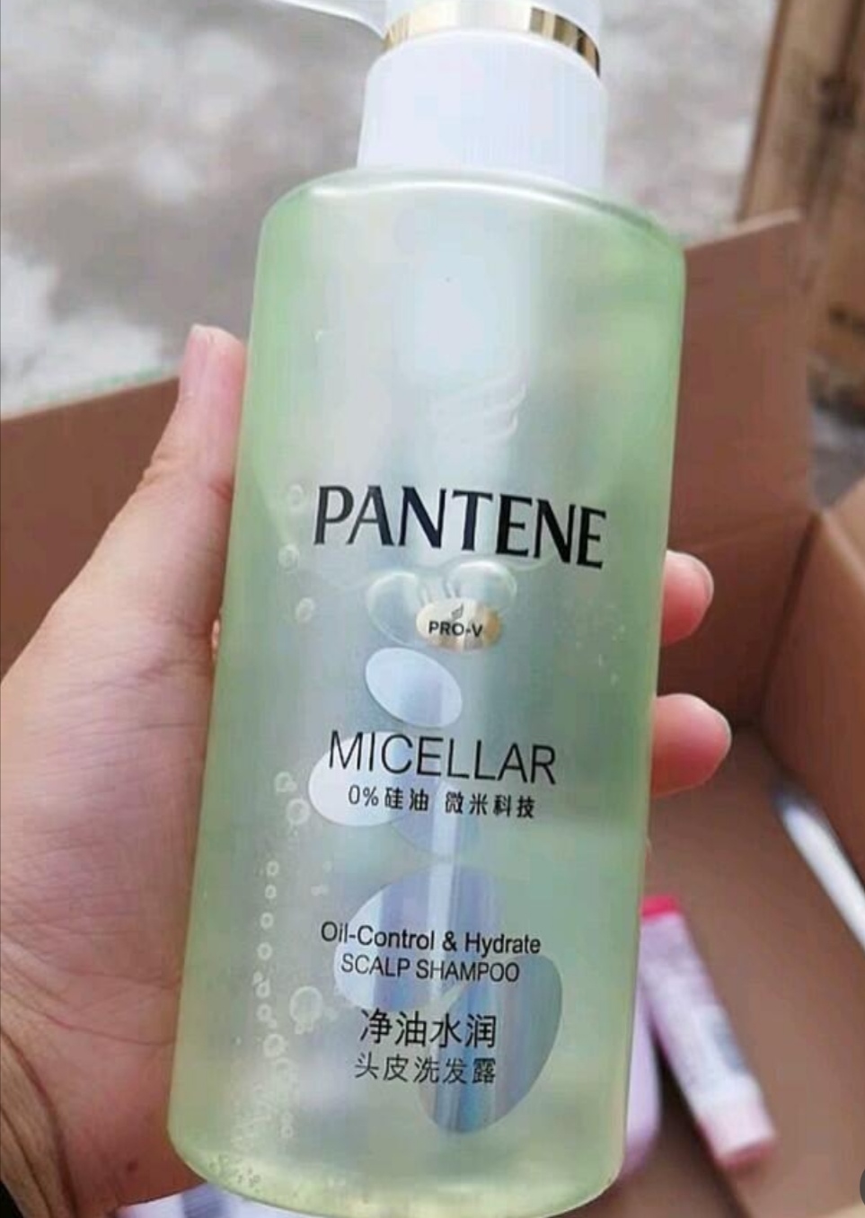 潘婷4款洗发水分析：基础款适合全家用，净油水润系列控油效果好
