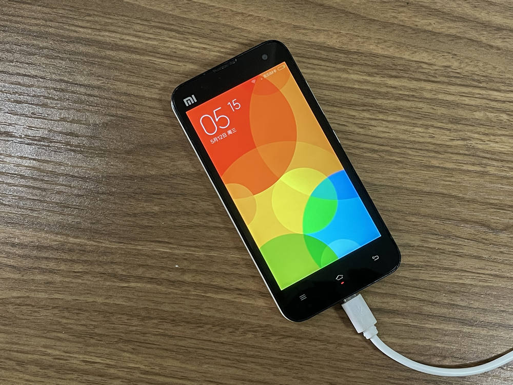 9年前的小米2，还能满足2021年用户的使用需求吗？